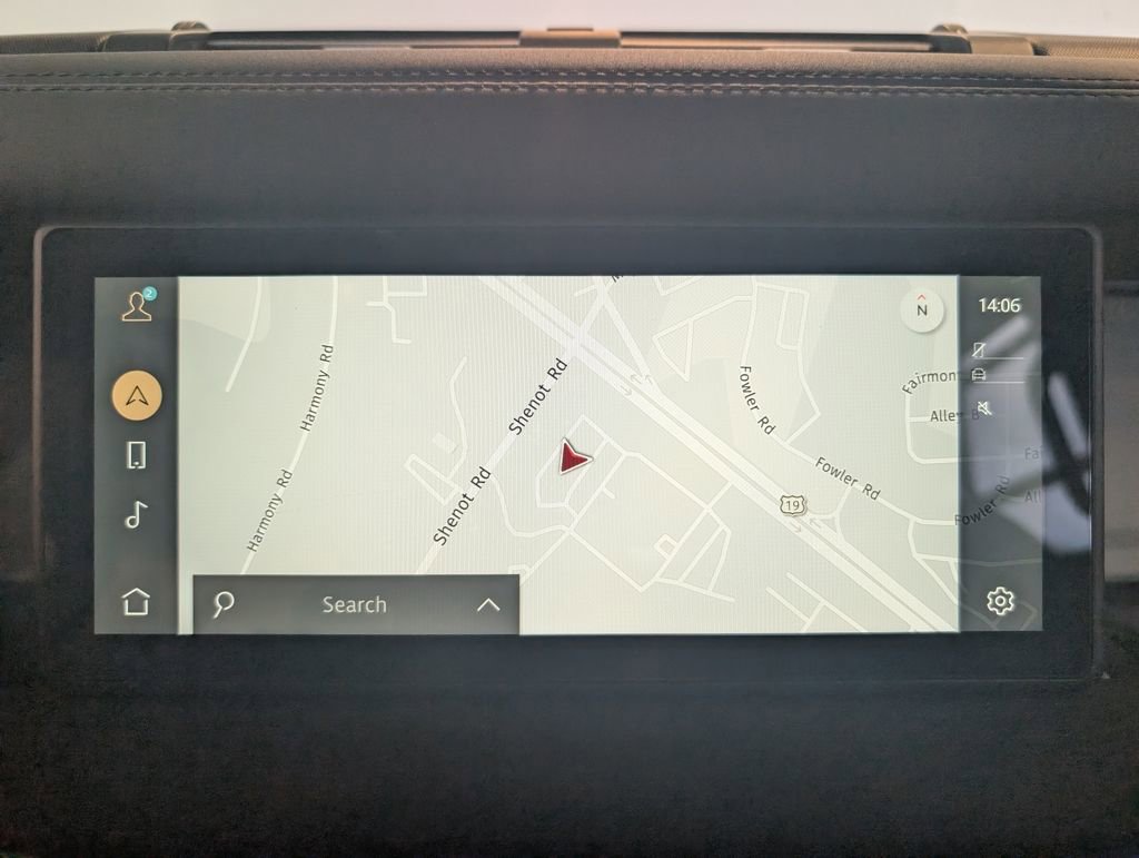 Used 2024 Land Rover Defender 110 SE image 20