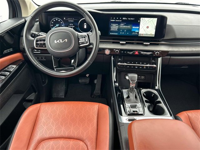 Used 2023 Kia Carnival SX image 14
