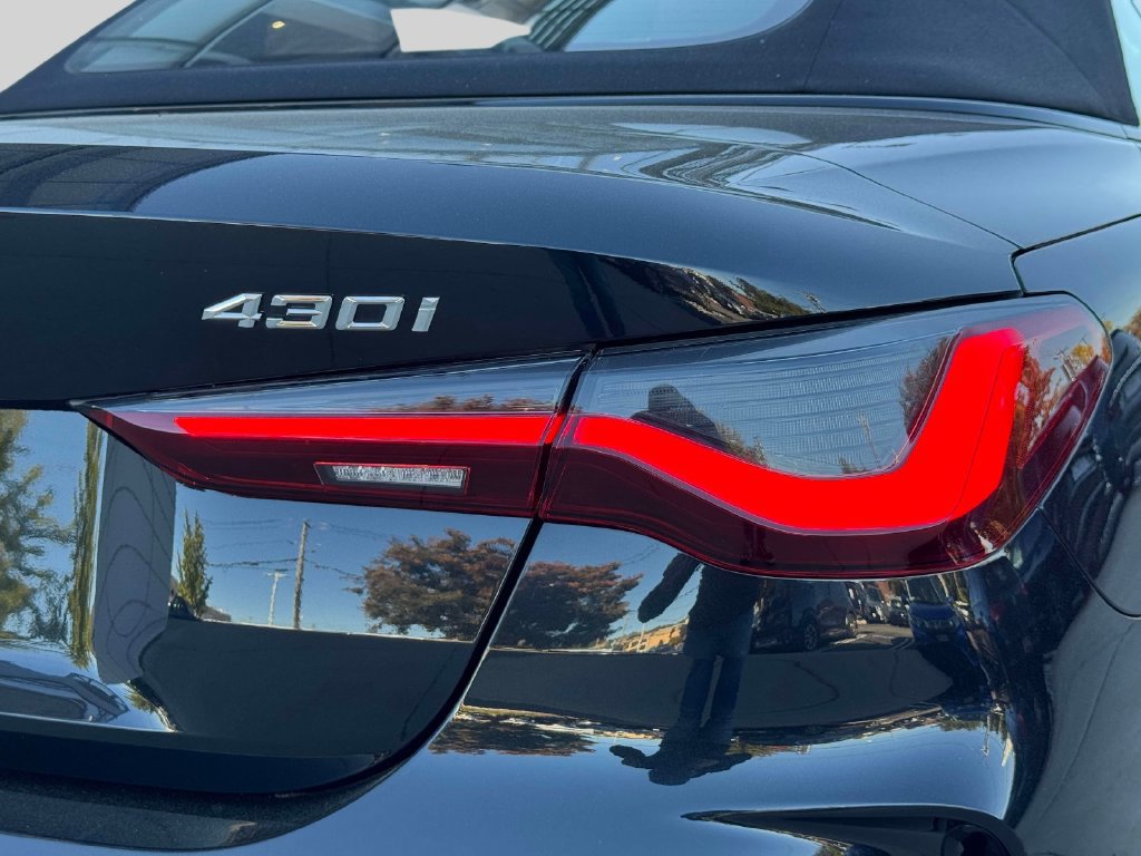 Certified 2024 BMW 430i xDrive Convertible w/ M Sport Package AWD/4WD image 10