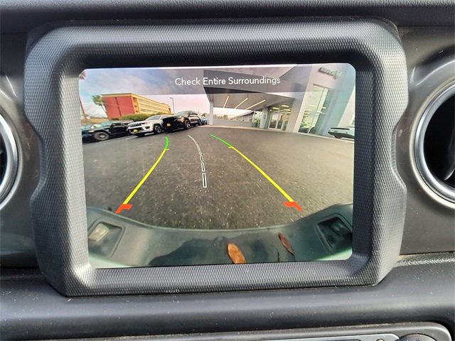 Used 2023 Jeep Gladiator Overland image 19
