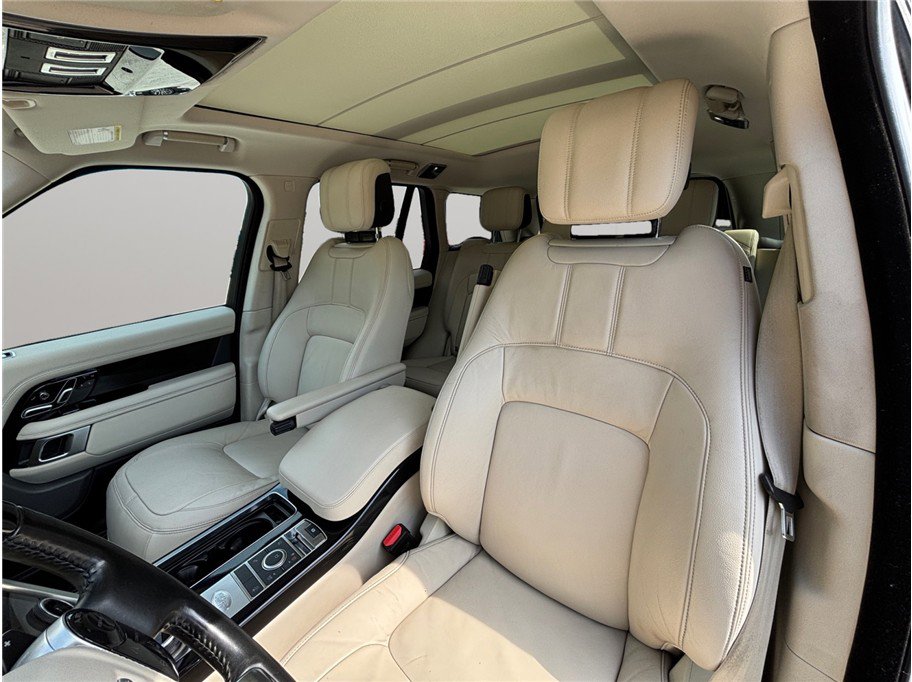 Used 2018 Land Rover Range Rover image 18
