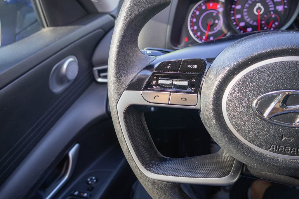 Used 2023 Hyundai Elantra SEL w/ Preferred Accessory Package image 20