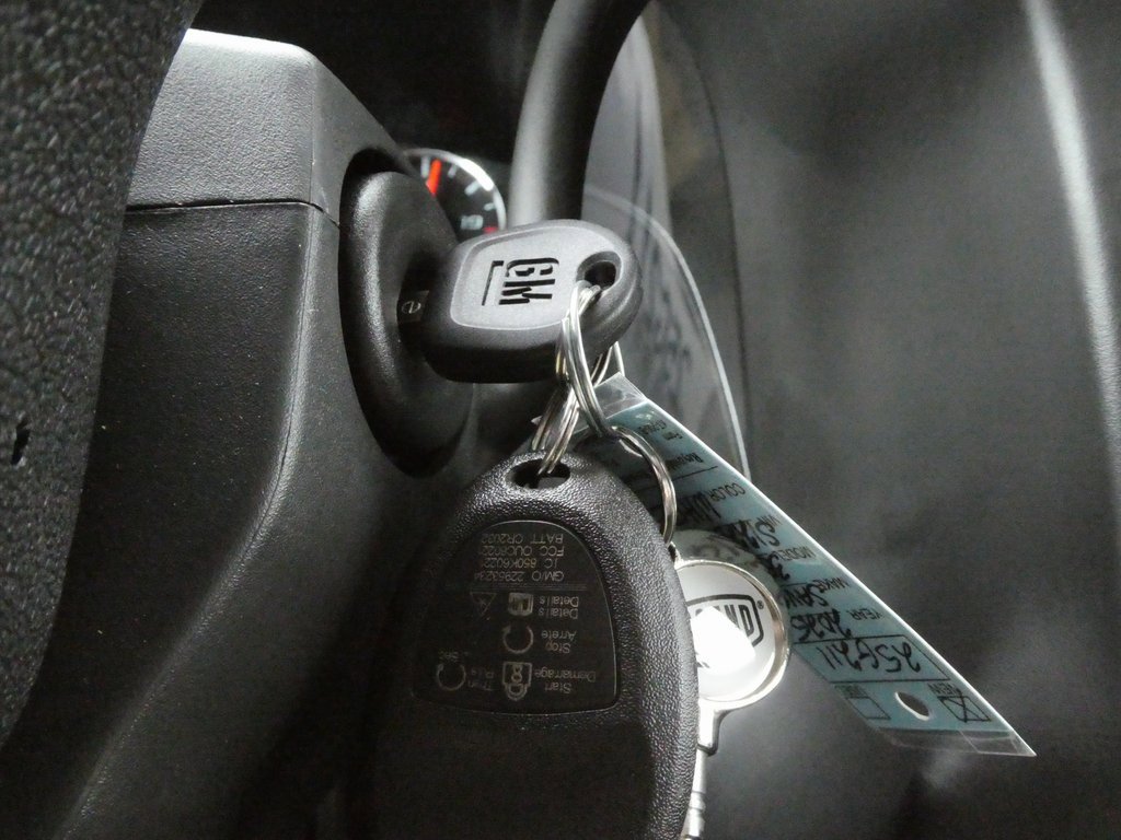 New 2025 GMC Savana 3500 w/ Driver Convenience Package image 9