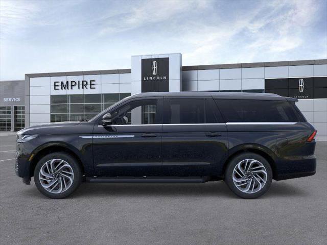 New 2026 Lincoln Navigator L Premier image 3