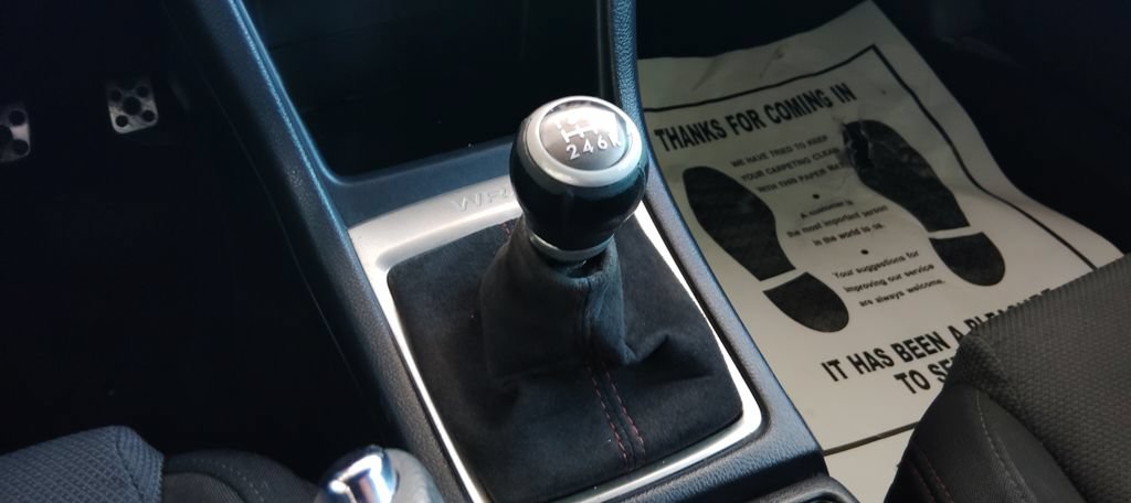 Used 2015 Subaru WRX AWD/4WD image 27