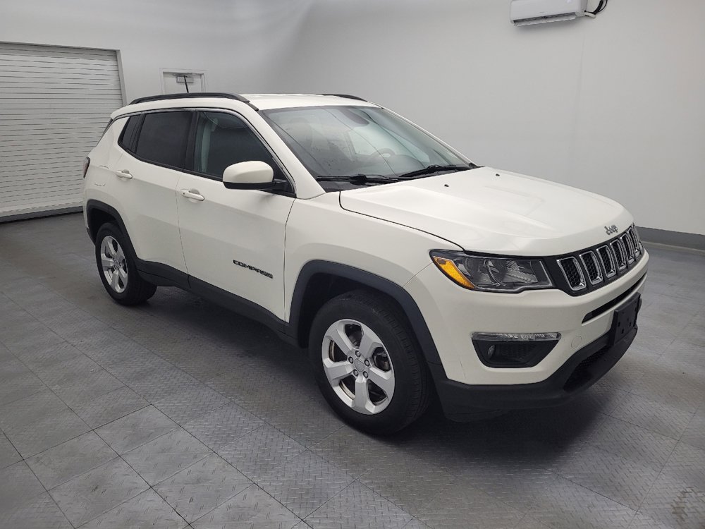 Used 2018 Jeep Compass Latitude w/ Safe & Security Group AWD/4WD image 11