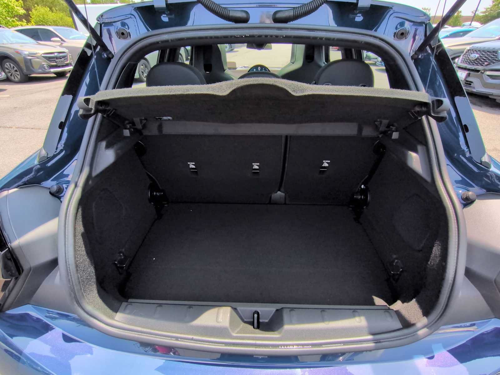 Certified 2025 MINI Cooper S FWD image 36