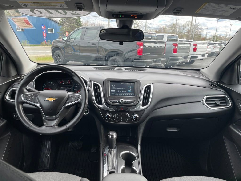 Used 2018 Chevrolet Equinox LT AWD/4WD image 12