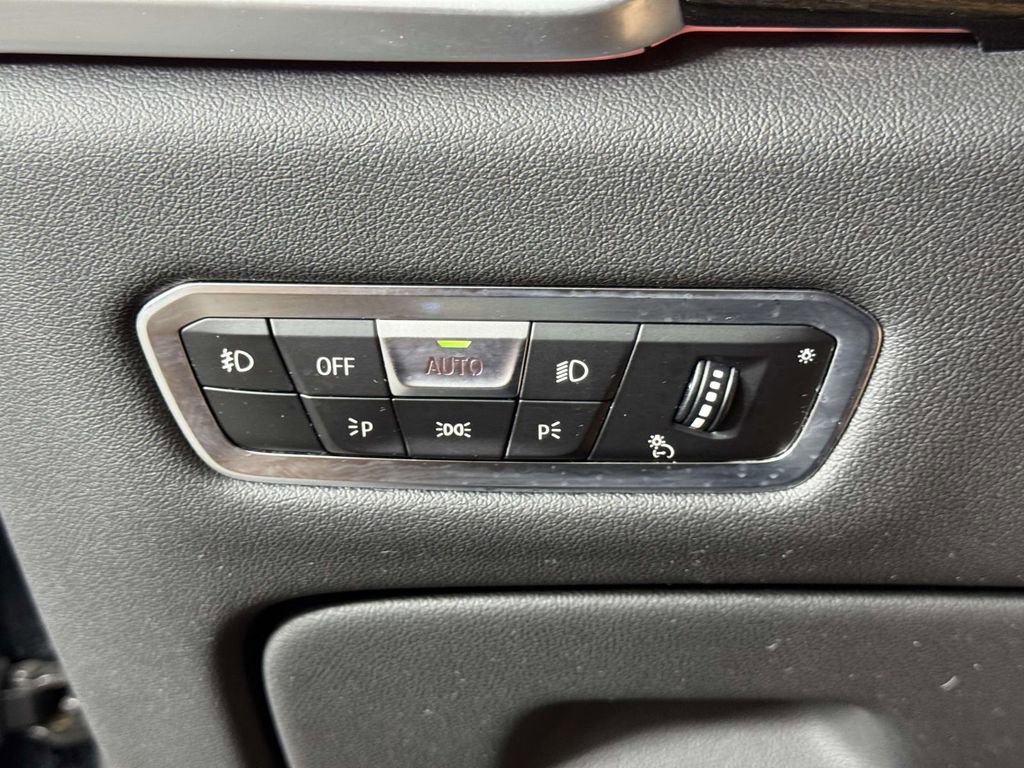 Used 2020 BMW X5 xDrive40i w/ Convenience Package image 19