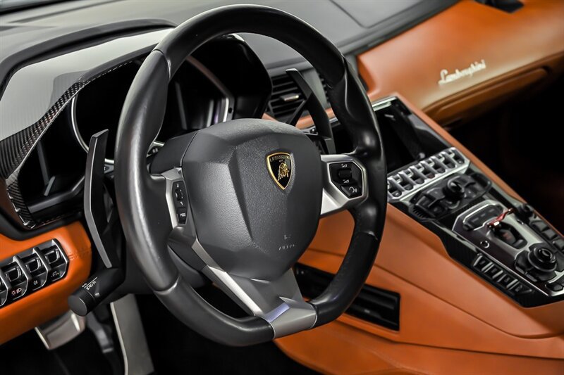 Used 2017 Lamborghini Aventador LP 700-4 AWD/4WD image 23