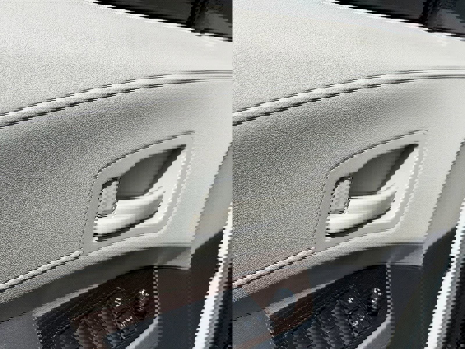 Used 2023 Toyota Sienna LE image 20