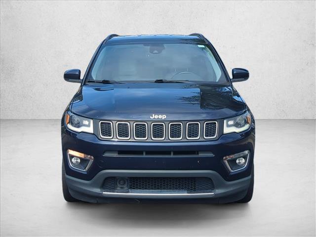 Used 2021 Jeep Compass Limited w/ Elite Exterior Group FWD image 2