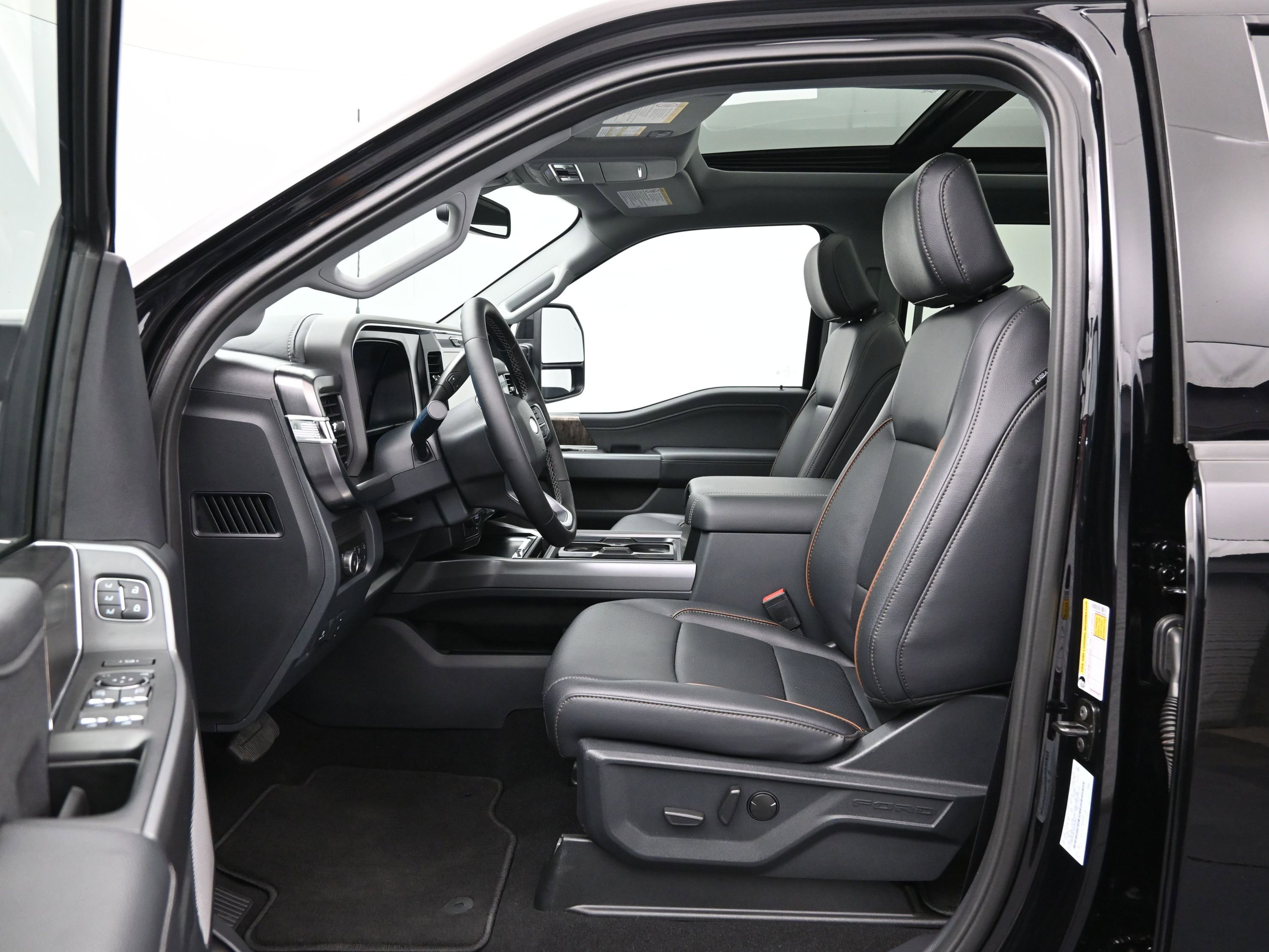 Used 2026 Ford F450 Lariat image 9