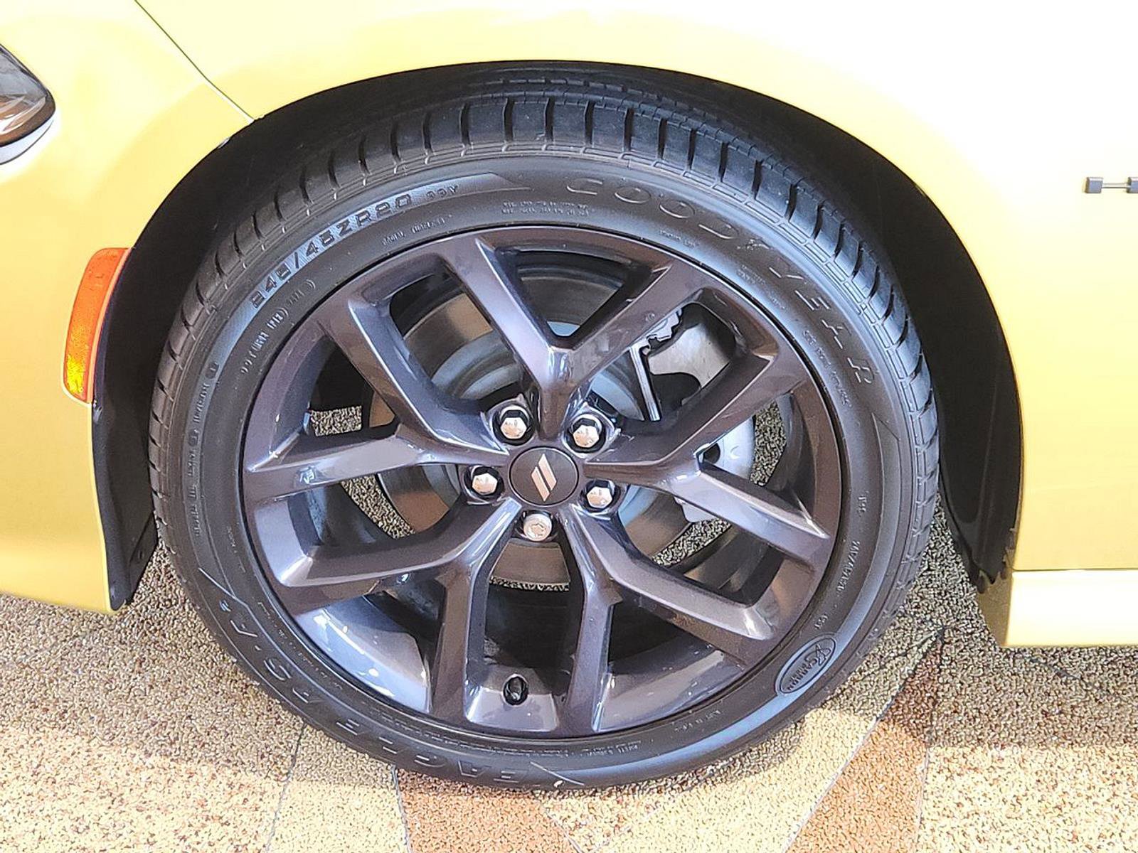 Used 2021 Dodge Charger R/T w/ Plus Group image 18