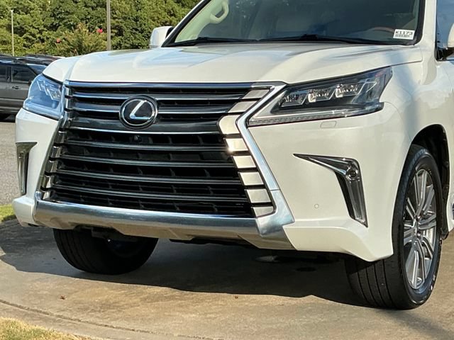 Used 2016 Lexus LX 570 4WD w/ Luxury Package image 11