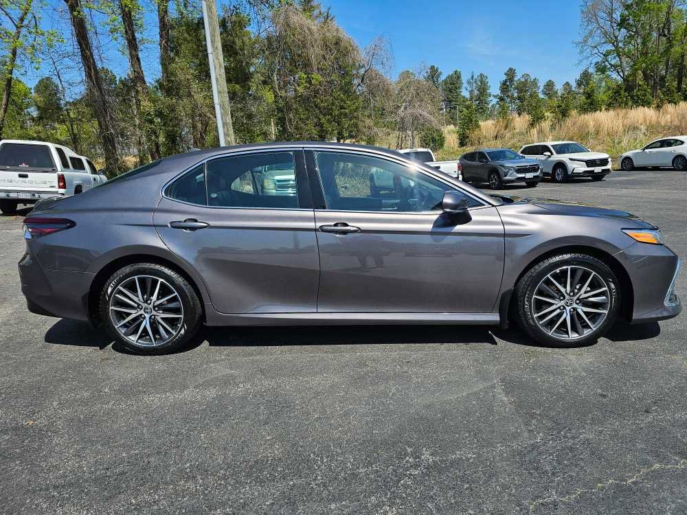 Used 2023 Toyota Camry XLE w/ Cold Weather Package image 2