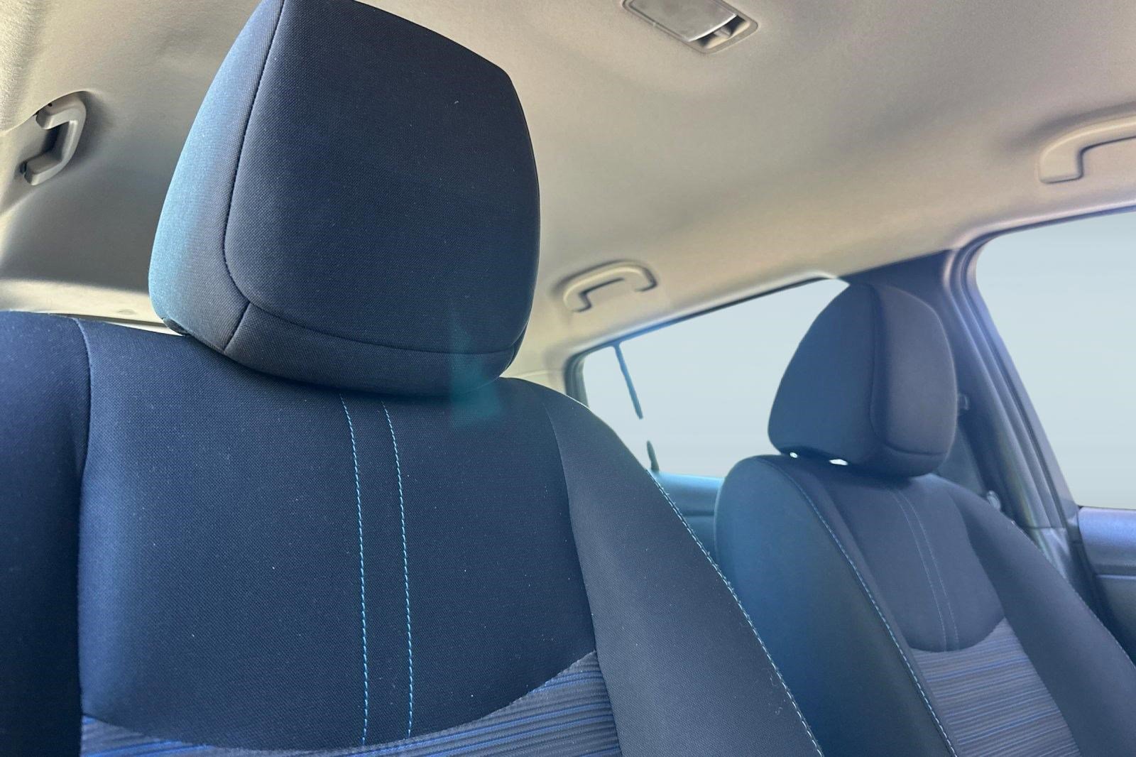 Used 2019 Nissan Leaf SV w/ Protection Package image 26