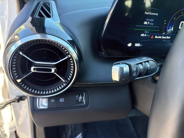 Used 2025 Chevrolet Equinox LT w/ Safety and Technology Package FWD image 14