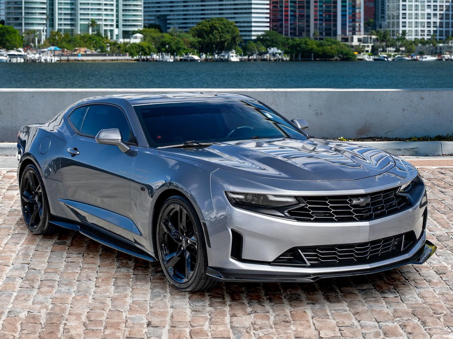 Used 2021 Chevrolet Camaro LT image 3