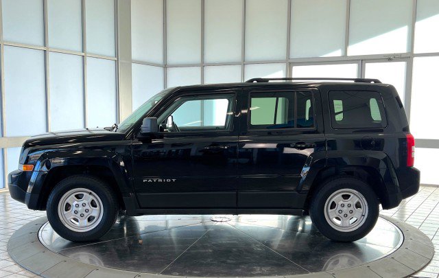 Used 2016 Jeep Patriot Sport w/ Power Value Group image 4