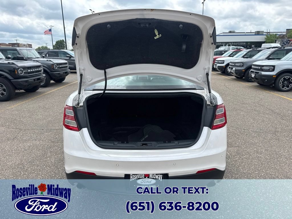 Used 2017 Ford Taurus SHO w/ Driver Assist Package AWD/4WD image 41