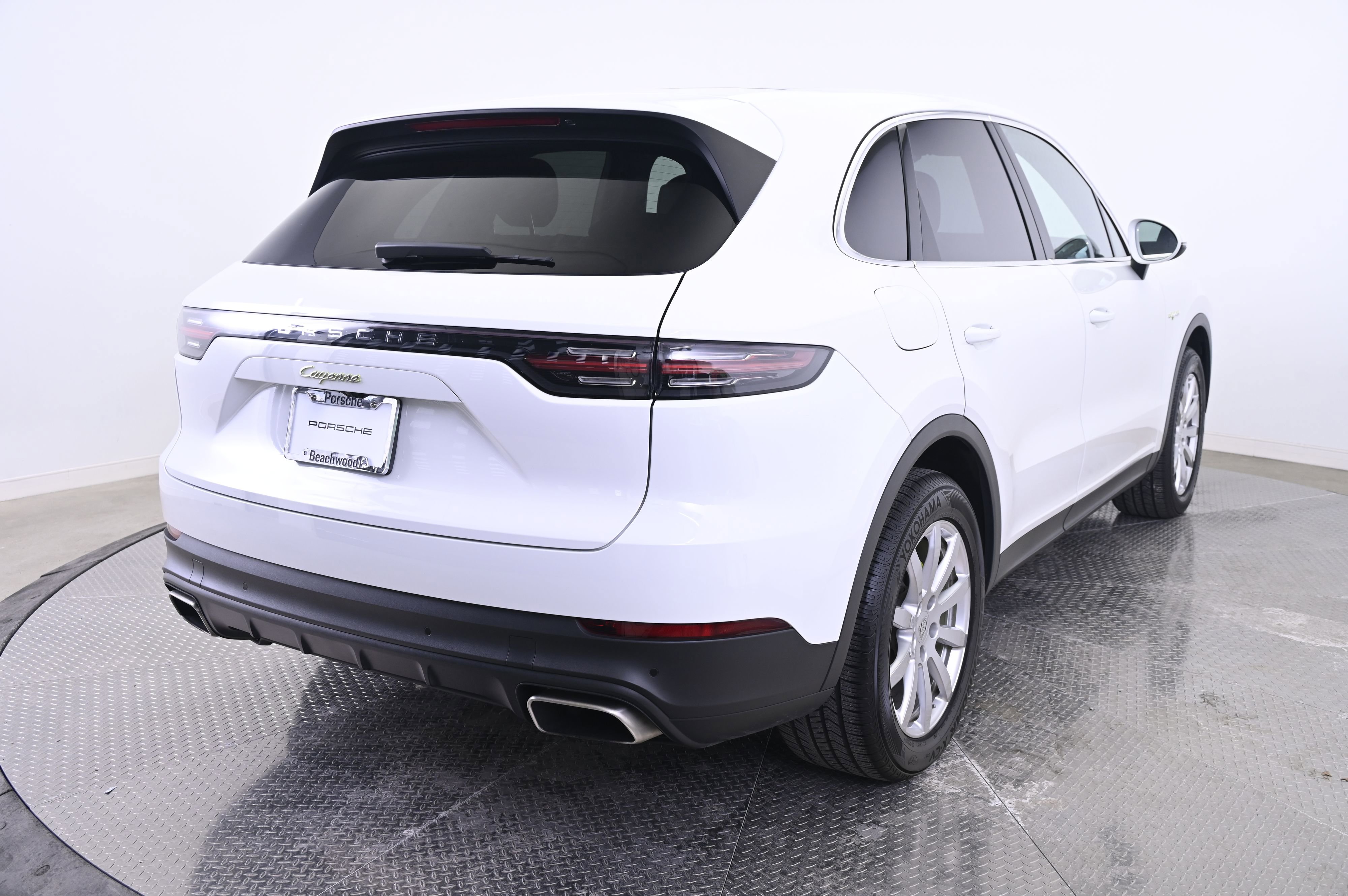 Certified 2022 Porsche Cayenne E-Hybrid image 7