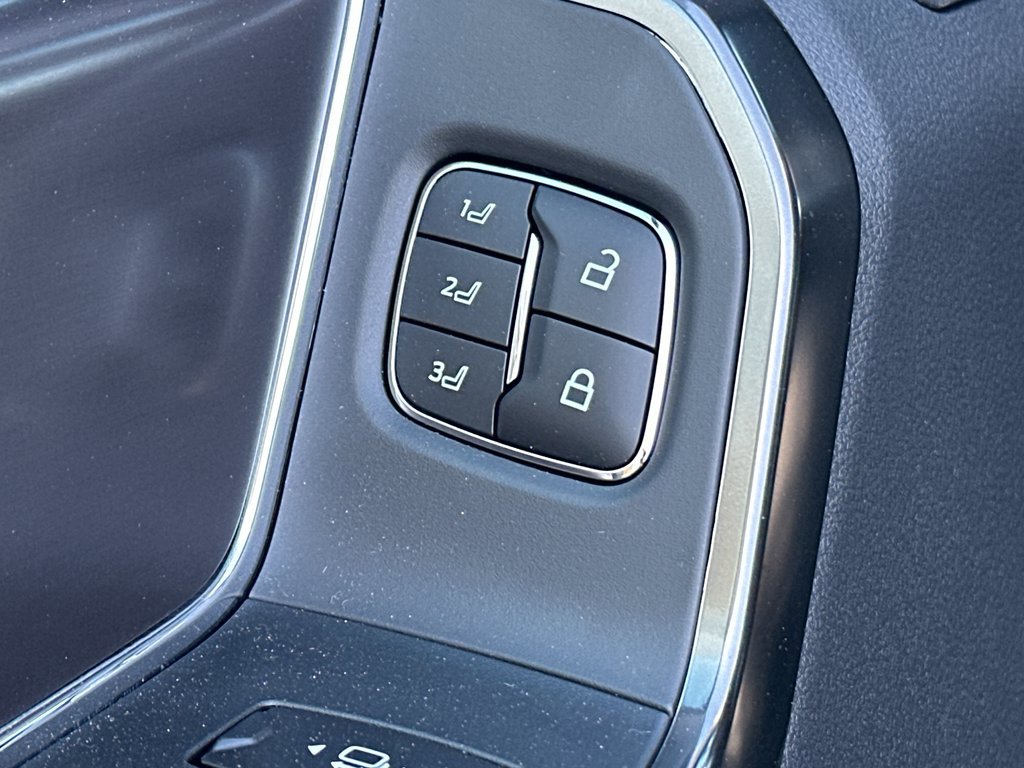 New 2026 Ford F250 Platinum AWD/4WD image 12