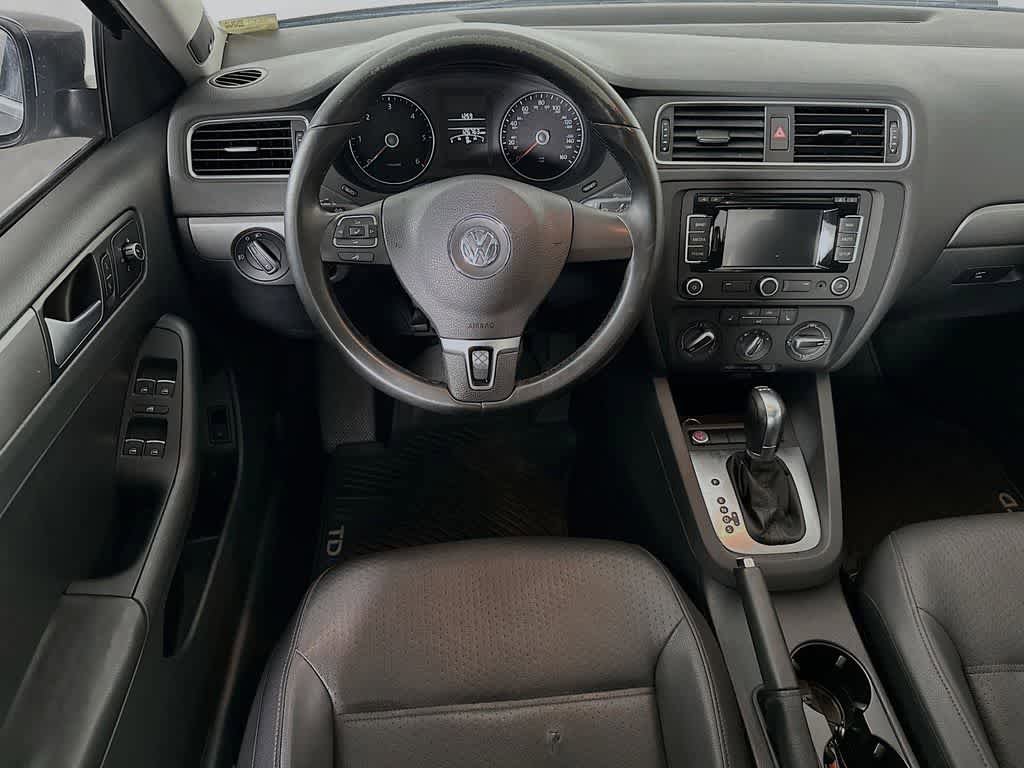 Used 2014 Volkswagen Jetta TDI FWD image 10