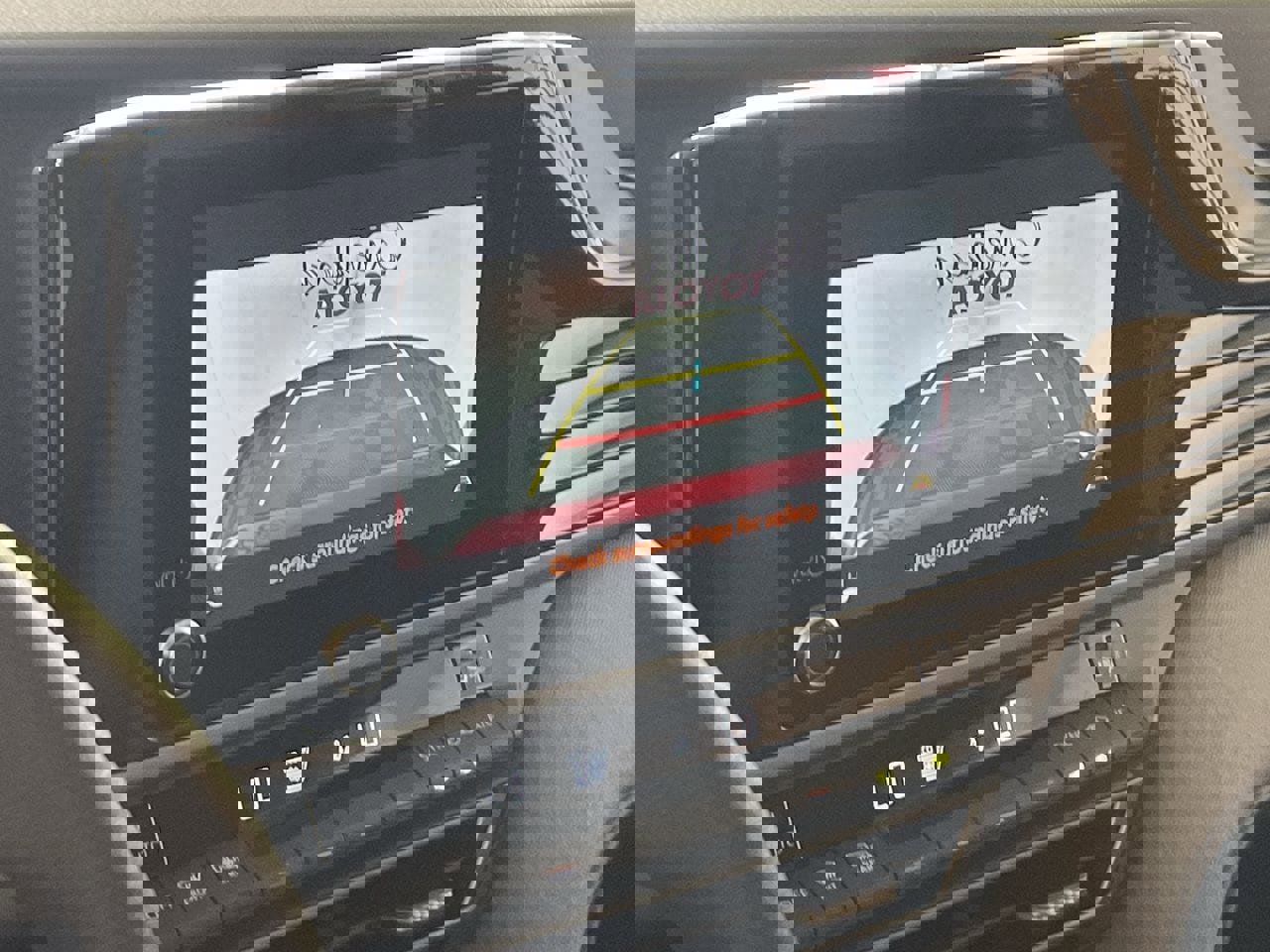 Used 2025 Toyota Camry LE image 17