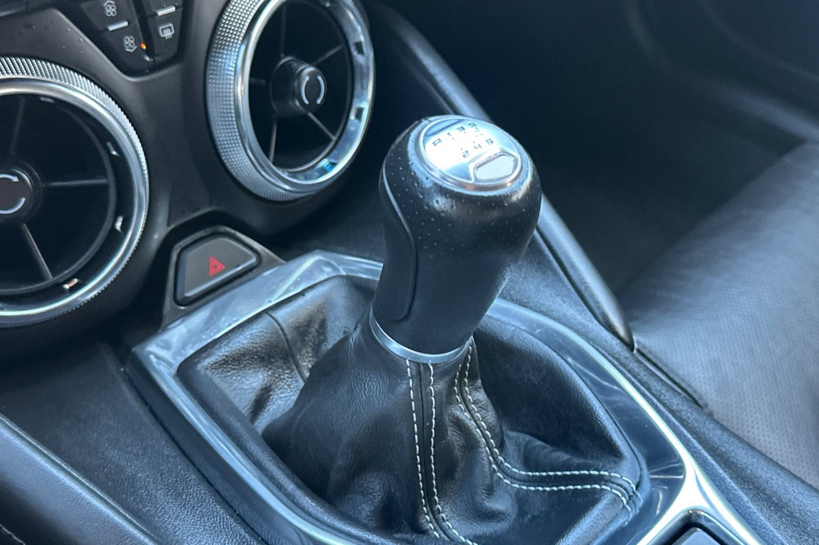 Used 2016 Chevrolet Camaro LT RWD image 32