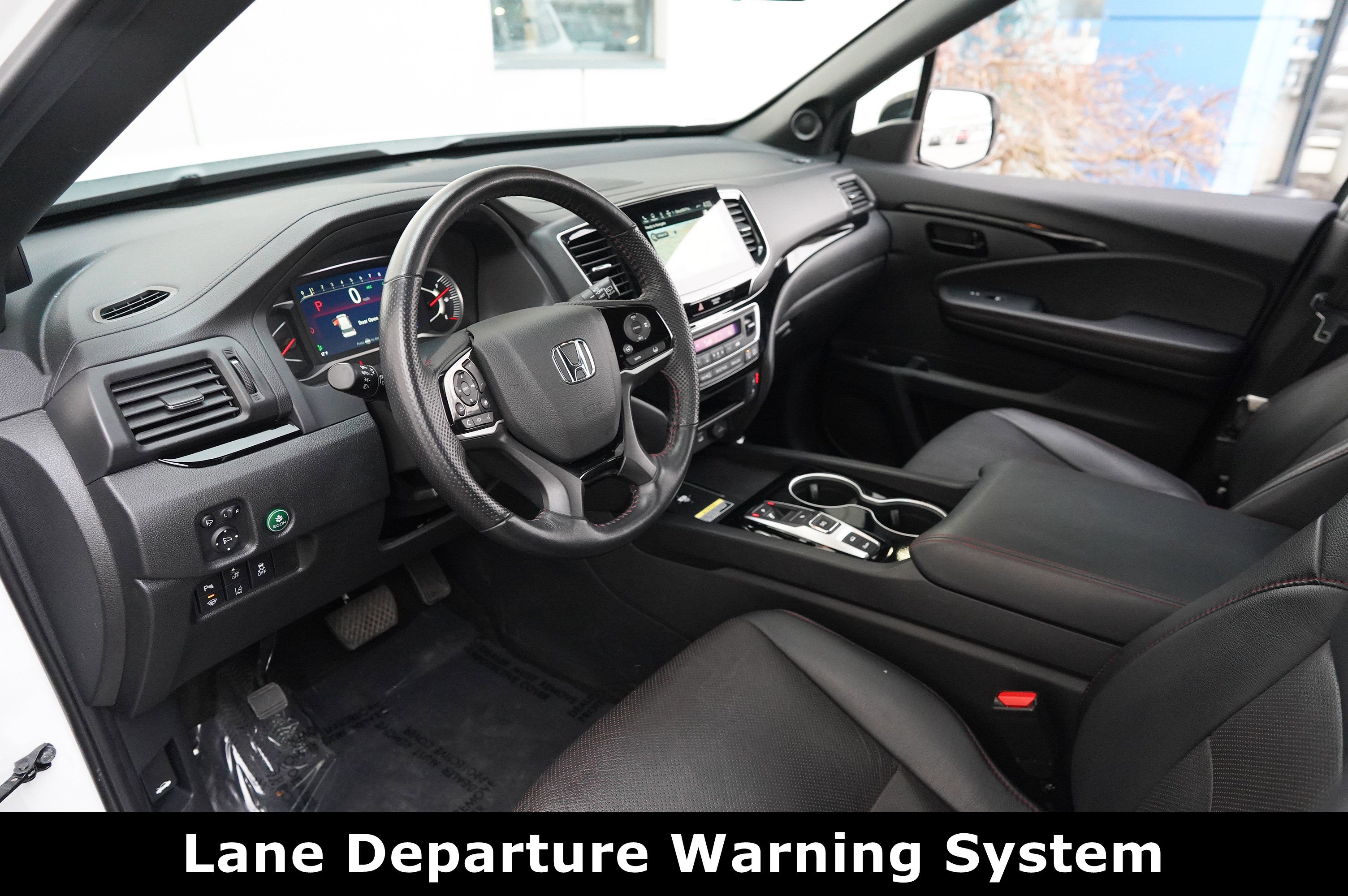 Used 2024 Honda Passport Black Edition image 4