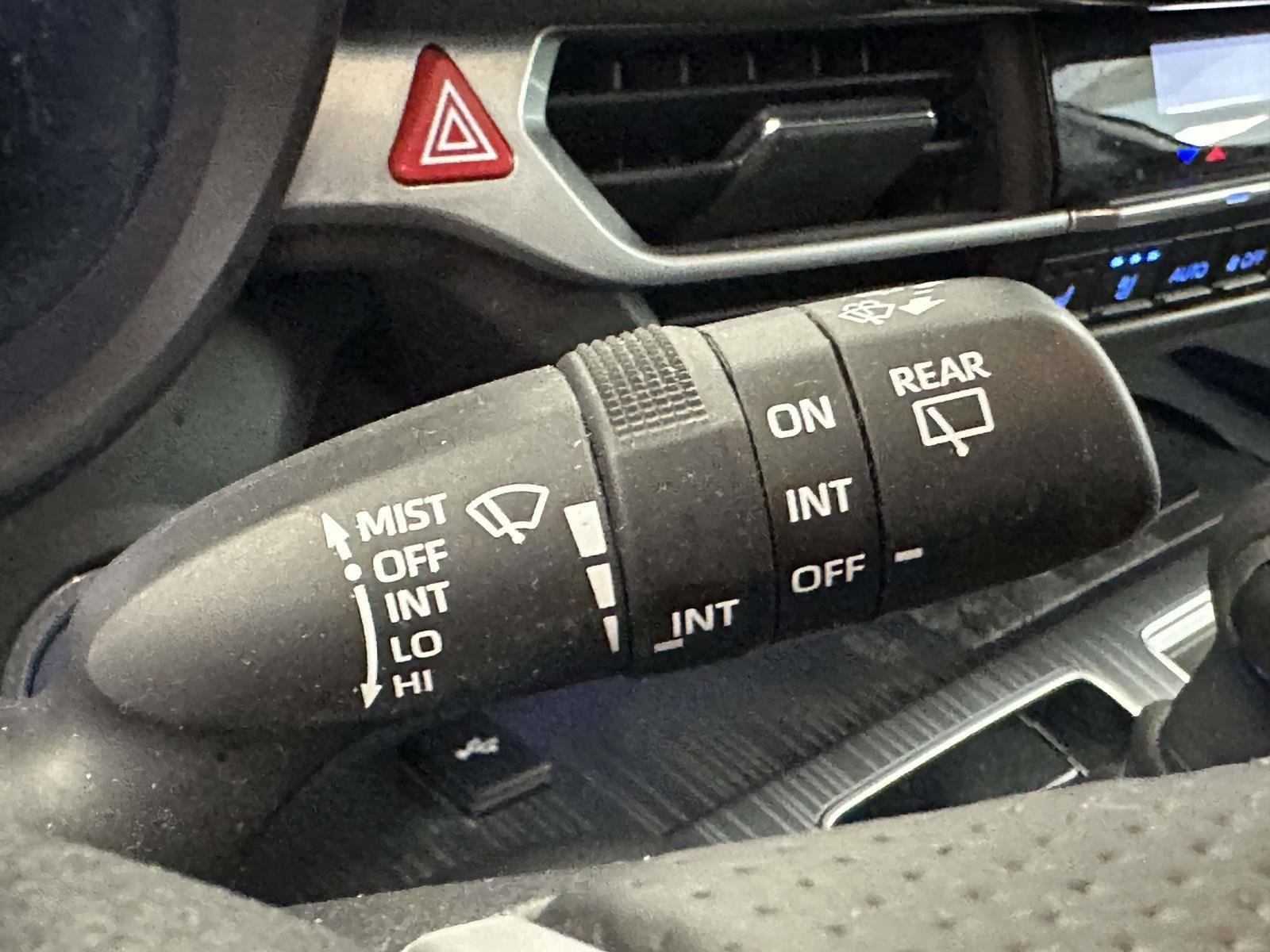 Certified 2023 Toyota Sienna XSE AWD/4WD image 37