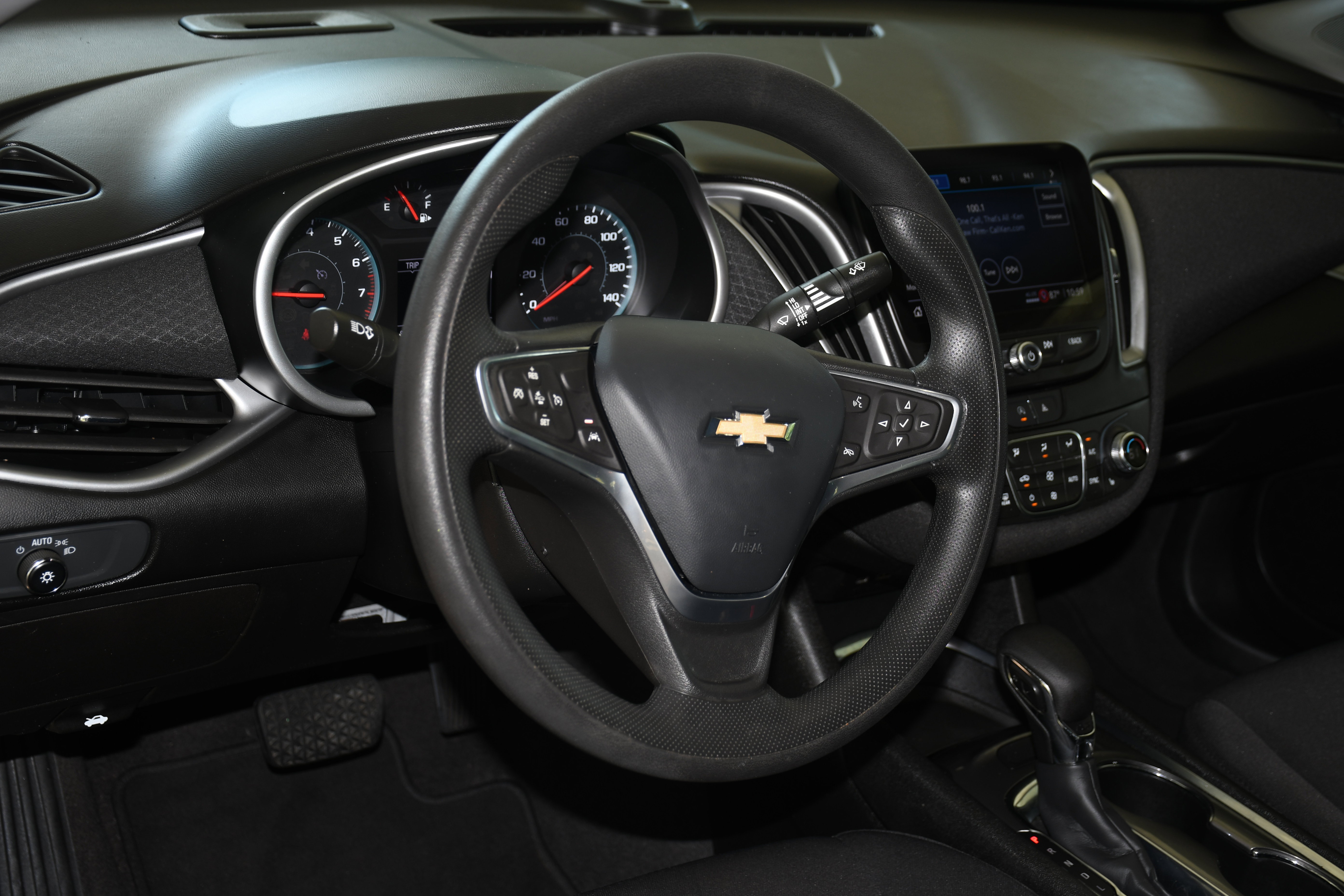 Used 2023 Chevrolet Malibu LT image 8