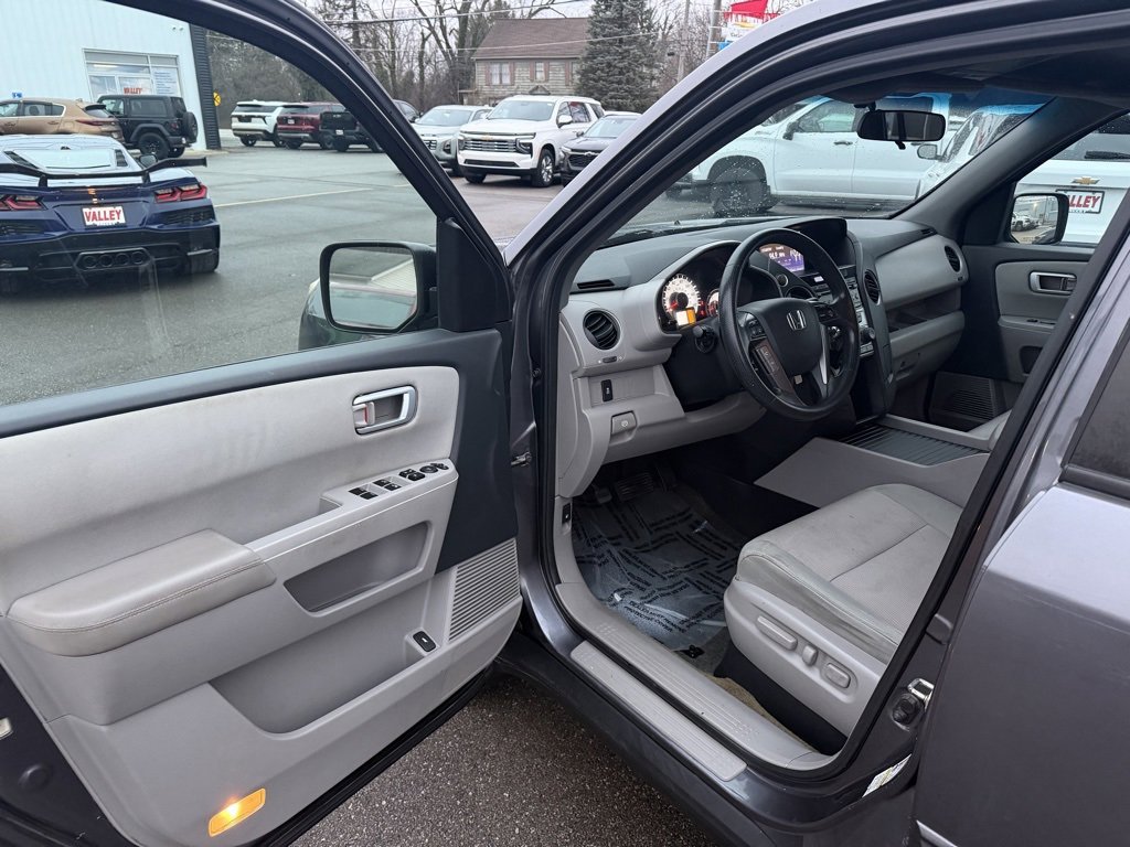 Used 2015 Honda Pilot EX image 37