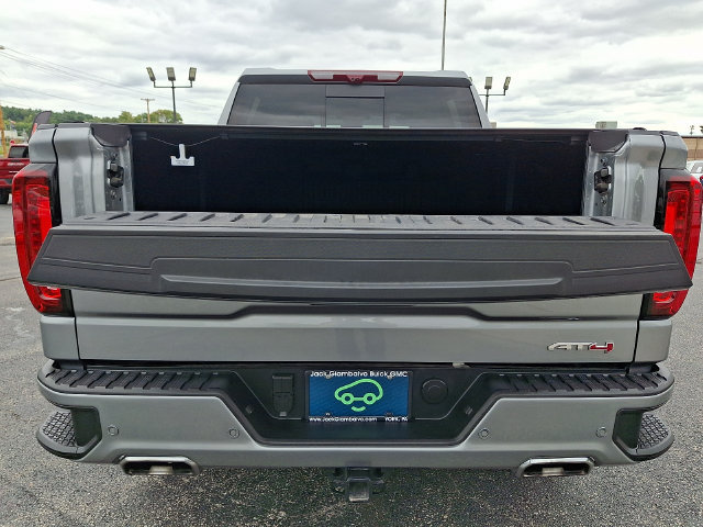 Used 2025 GMC Sierra 1500 AT4 w/ AT4 Premium Package AWD/4WD image 31