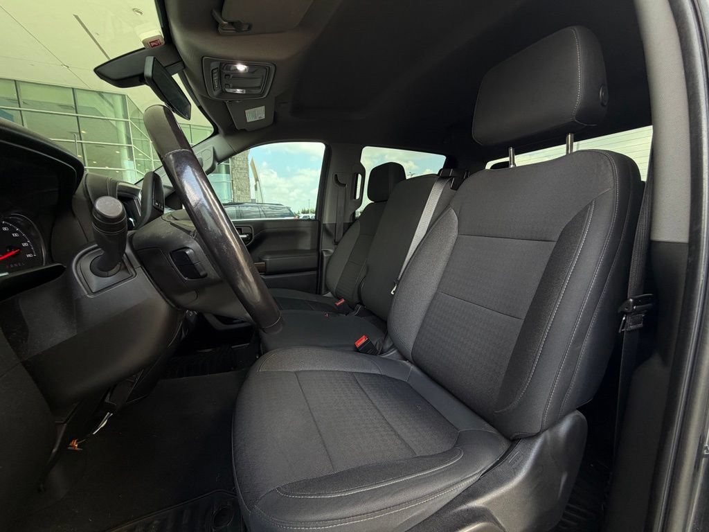 Used 2021 Chevrolet Silverado 1500 LT AWD/4WD image 5