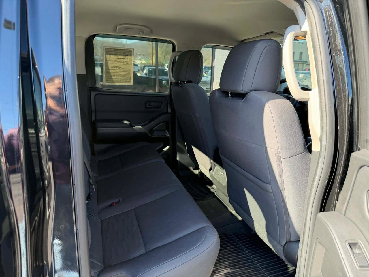 Used 2022 Nissan Frontier S w/ Technology Package image 18