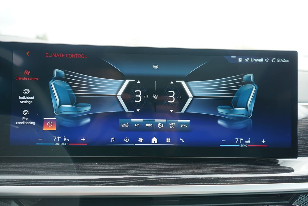 New 2026 BMW X5 xDrive50e w/ M Sport Package image 18