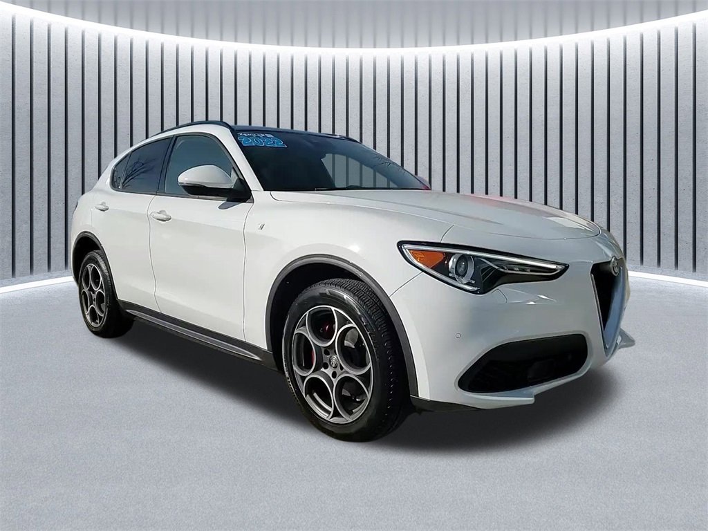 Used 2022 Alfa Romeo Stelvio Ti w/ Active Assist Plus Package image 1