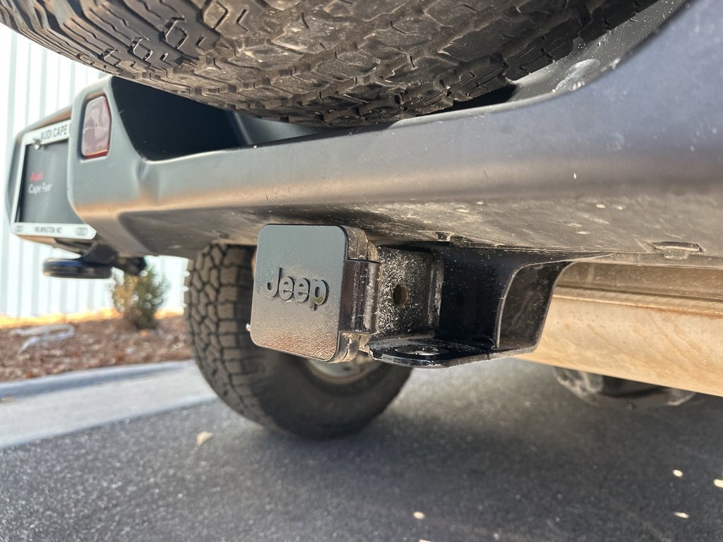 Used 2018 Jeep Wrangler Unlimited Sahara w/ LED Lighting Group image 7