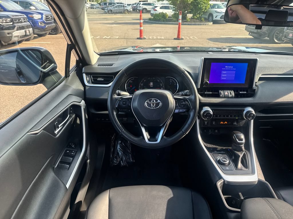 Used 2025 Toyota RAV4 XLE Premium w/ Weather Package AWD/4WD image 13