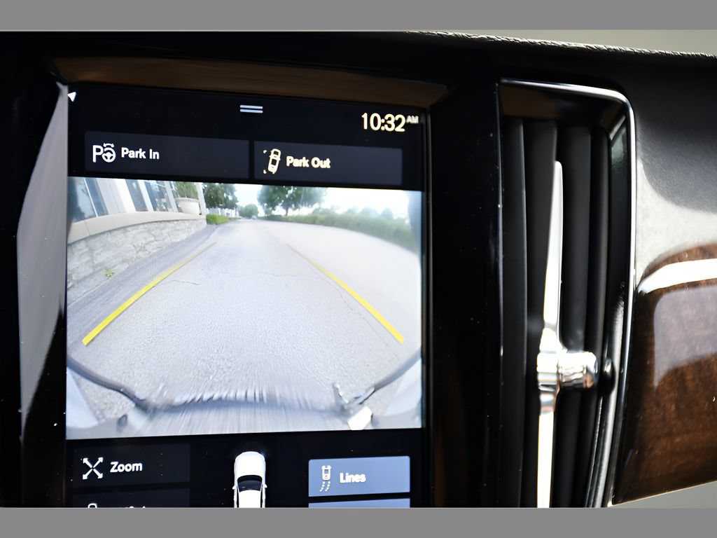 Used 2018 Volvo S90 T5 Momentum w/ Convenience Package FWD image 21