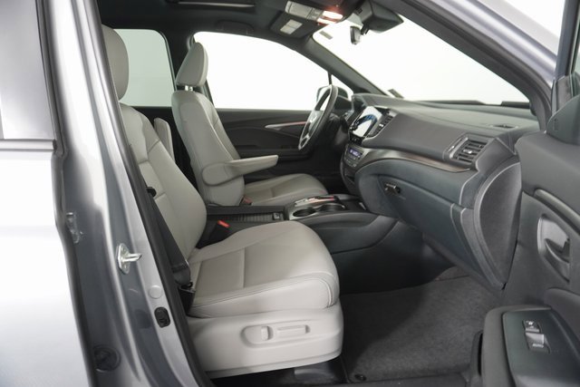 Used 2023 Honda Passport EX-L image 41