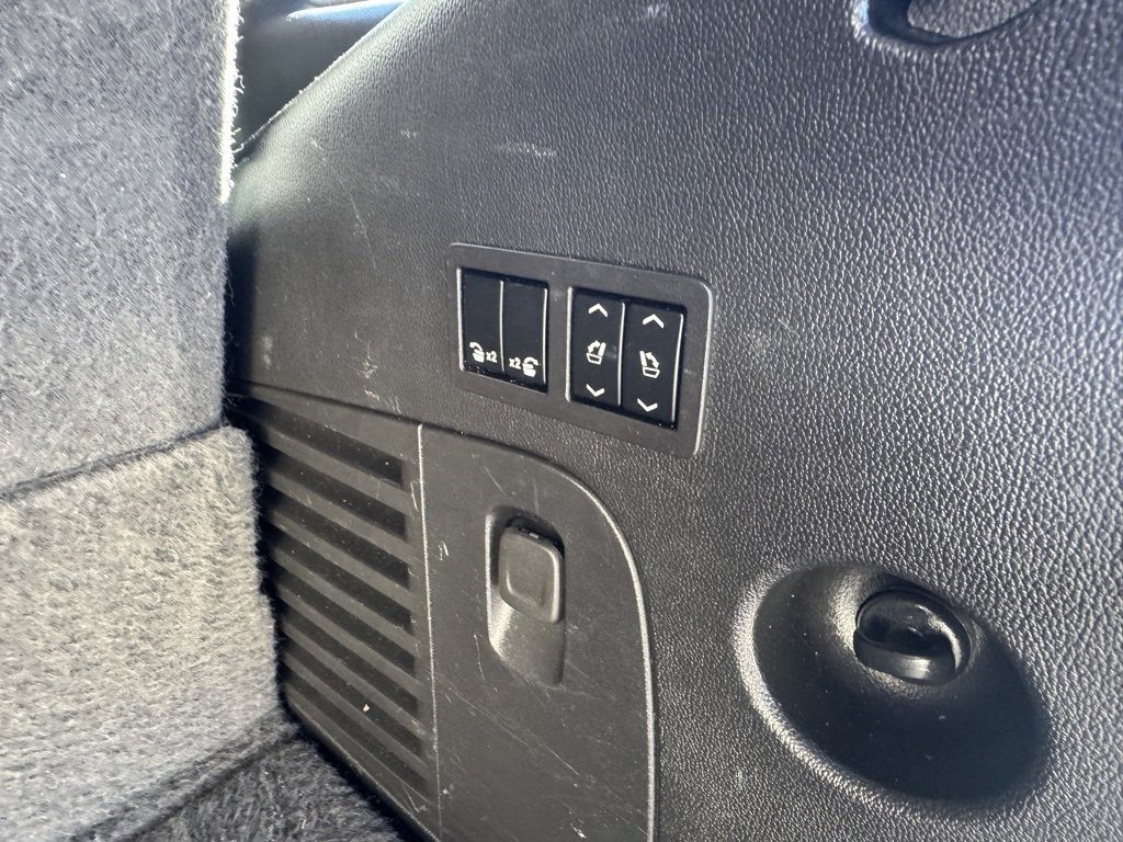 Used 2019 GMC Yukon Denali image 39