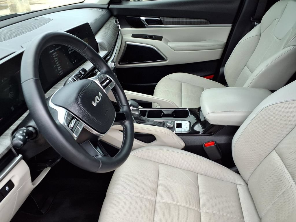 Certified 2024 Kia Telluride EX FWD image 17