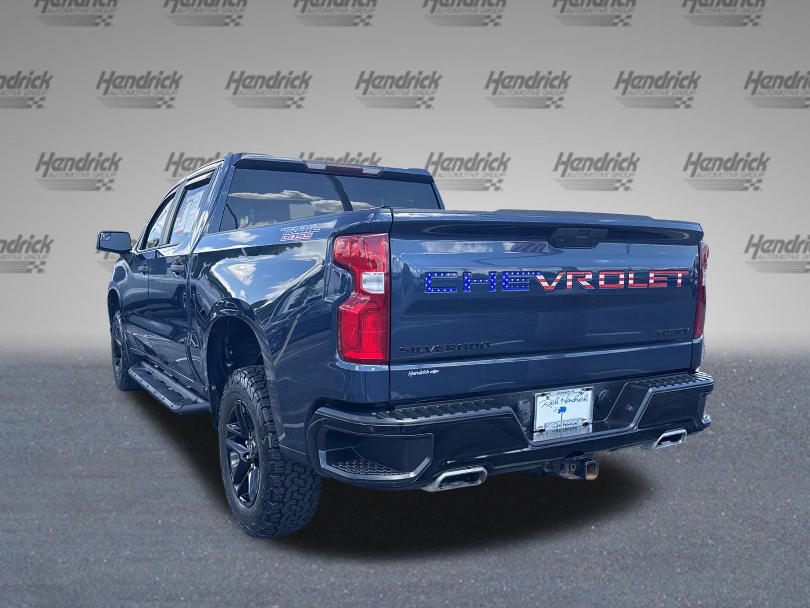 Used 2021 Chevrolet Silverado 1500 Custom Trail Boss w/ LPO, Dark Essentials Package AWD/4WD image 8