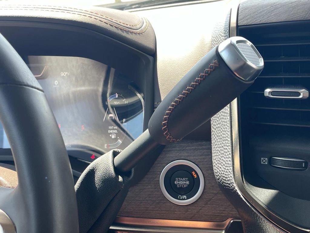 Used 2025 RAM 2500 Limited image 33