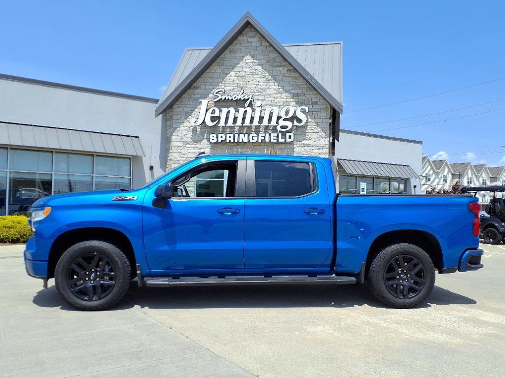 Used 2023 Chevrolet Silverado 1500 RST w/ Z71 Off-Road Package image 2