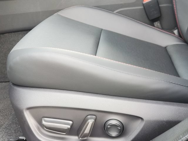 New 2026 Toyota Prius Plug-In Hybrid FWD image 21