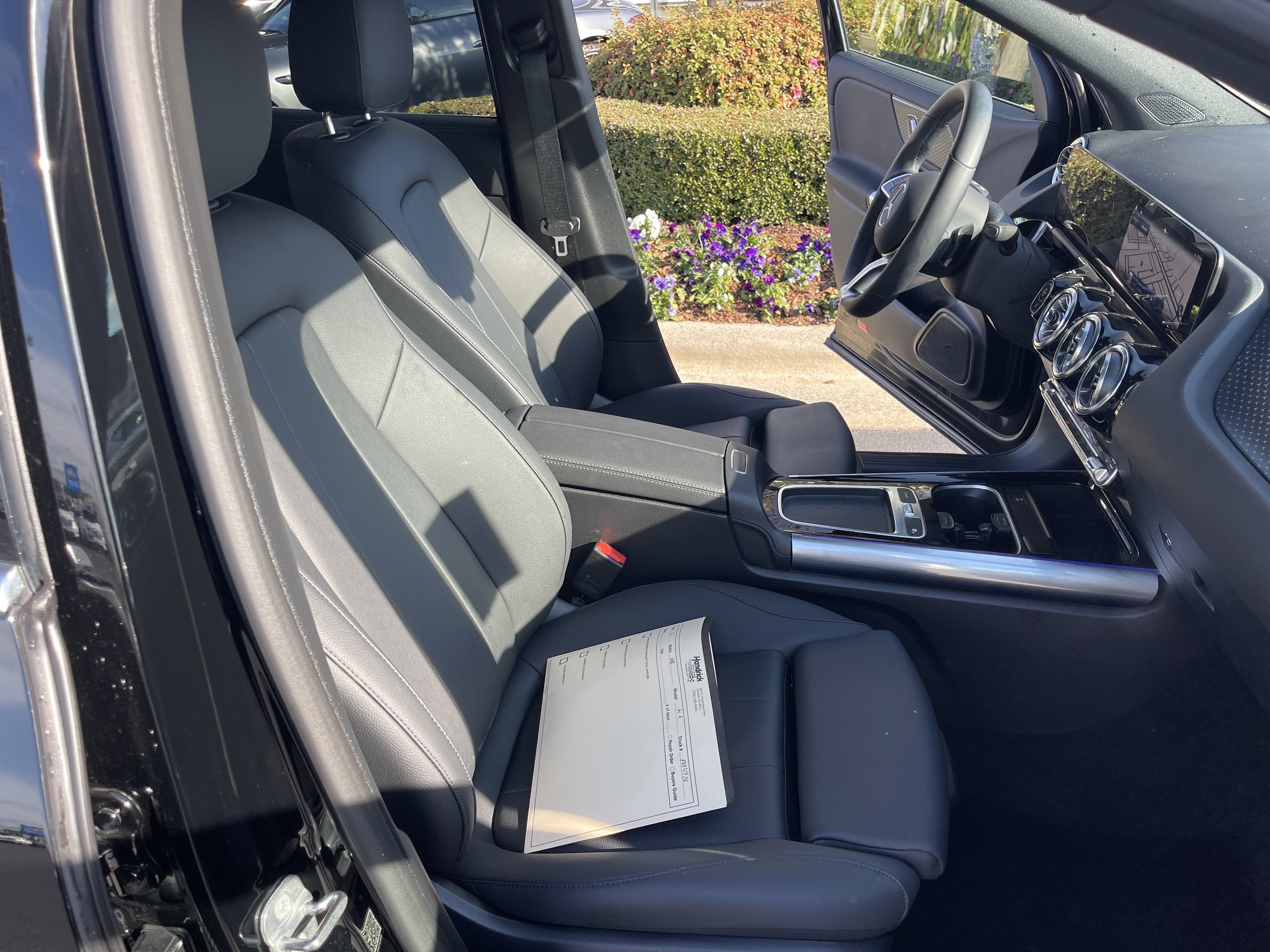 Certified 2025 Mercedes-Benz GLA 250 4MATIC w/ Driver Assistance Package image 35